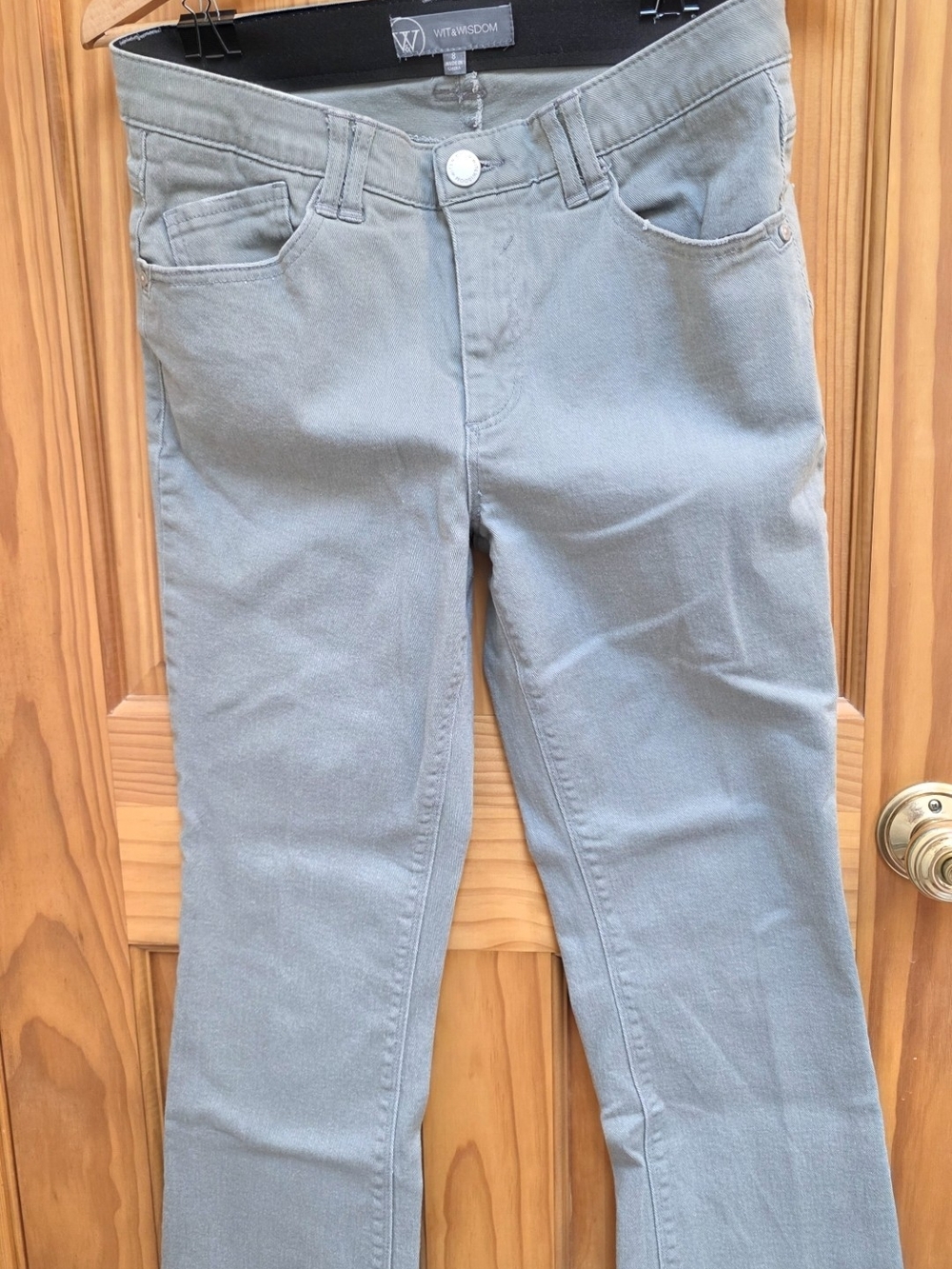 Wit & Wisdom Light Olive Stretch Skinny Jeans